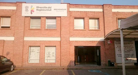 Las oficialías del Registro Civil a lo largo y ancho de Michoacán, atenderán únicamente registros urgentes y registros de defunción, órdenes de traslado o inhumación (Foto Cortesía)