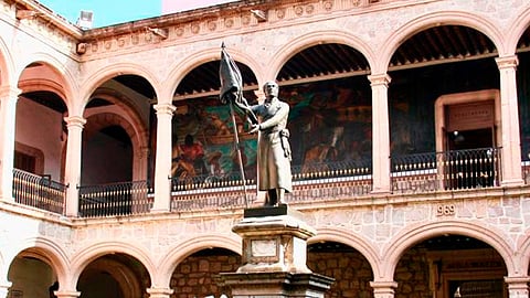 El déficit de la UMSNH es de alrededor de 640 millones de pesos a diciembre del 2020 (Foto Facebook: Universidad Michoacana de San Nicolás de Hidalgo)