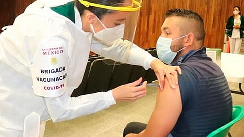 A partir del primero de febrero inicia la segunda fase de vacunación nacional con los adultos mayores de 68 años (Foto: Cortesía)