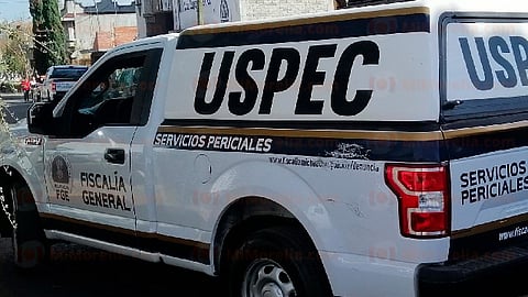 Expertos de la USPEC efectuaron las investigaciones respectivas y trasladaron el cadáver a la morgue para lo conducente (Foto: RED-113)