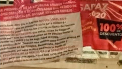Las mantas y los detenidos quedaron a disposición de las autoridades de la Fiscalía General del Estado (Foto: RED 113)
