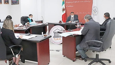 Esta medida se toma en solidaridad con el Decreto anunciado por Silvano Aureoles, quien notificó el cierre de dependencias no esenciales en Michoacán (Foto Cortesía)