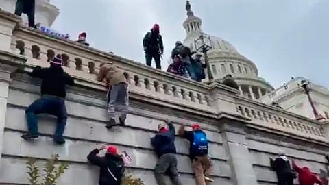 Revuelta en el Capitolio de EU deja saldo de cuatro muertos y 14 heridos