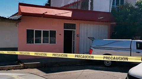 Madre e hija son halladas muertas al interior de su casa, en Michoacán