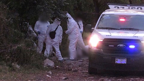 La víctima tenía entre 22 y 26 años de edad y era de tez morena (Foto: RED-113)