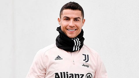 El portugués tendrá su versión de los famosos Air Force One para conmemorar su carrera (Foto Facebook: Cristiano Ronaldo)