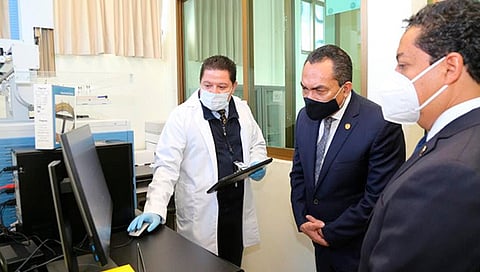 Uno de los equipos que se pusieron en marcha es el Cromatógrafo de Gases con Acoplamiento a Espectrómetro de Masas