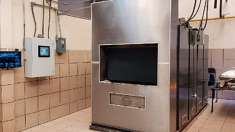 En la actualidad, el cuerpo se crema con la bolsa debidamente sellada y no se puede abrir ante el riesgo de contraer el virus (Foto: cortesía)