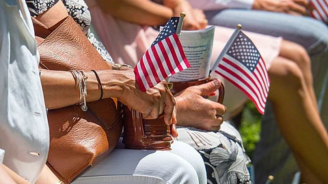 La naturalización es la forma en que un extranjero que no nació en Estados Unidos se convierte voluntariamente en ciudadano estadounidense (Foto ilustrativa: pixabay)