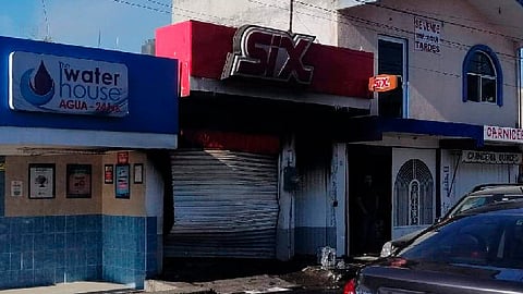 Se incendia depósito de cerveza, en Morelia