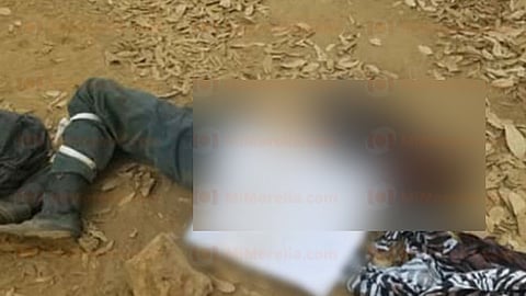 Se desconoce el mensaje plasmado en la cartulina que se encontró al lado del cuerpo (Foto: Red 113)