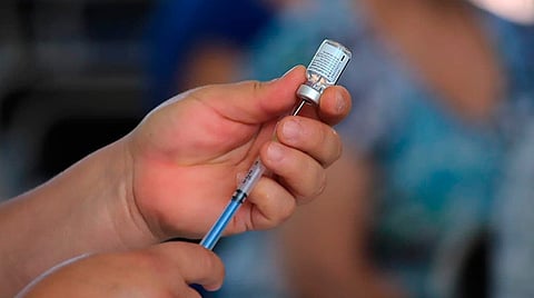 Debido a que en los días santos incrementa el turismo en los municipios, “se corre el riesgo de que los adultos falten a sus citas y se sume movilidad de personas en ese periodo vacacional”, dicen autoridades (Foto: Secretaría de Salud de Michoacán)