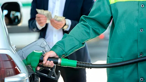 Especialistas previeron que la gasolina Magna suba, en promedio nacional, a más de $20.50 por litro durante abril de este año (Foto: gob.mx)
