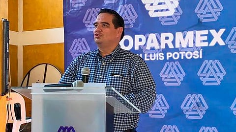 Galindo Pérez y su hija fueron trasladados a un hospital cercano (Foto: @gdehoyoswalther)