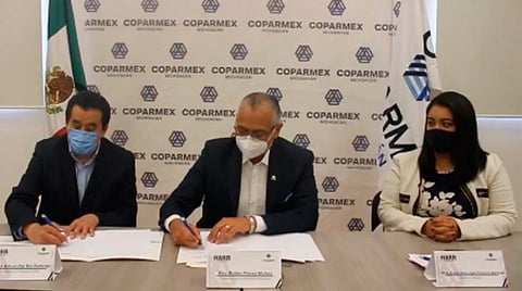 Se podrán registrar aquellos alumnos que terminaron sus estudios en la Facultad de Derecho y Ciencias Sociales, por el momento (Foto: captura de pantalla)