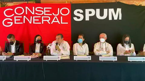 El grupo de representantes seccionales del SPUM mencionaron que en ningún momento se les notificaron los acuerdos para conjurar la huelga (Foto: cortesía)