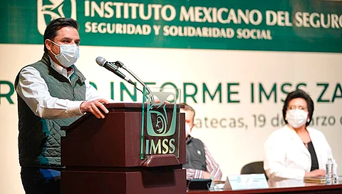 Compromiso de servidores públicos han permitido respuesta a pandemia: IMSS