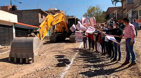 Habitantes de la colonia mencionaron que esperaron años por esta obra (Foto: Marco Santoyo)
