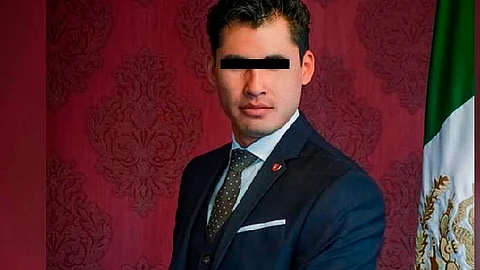 José Elías Medel Galindo fue detenido por autoridades de la Fiscalía General de Puebla por el delito de pedofilia (Foto Twitter:@talquian)