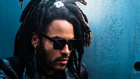 Lenny Kravitz sorprende con espectacular físico a los 56 años