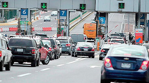 Vacacionistas saturan carreteras por Semana Santa