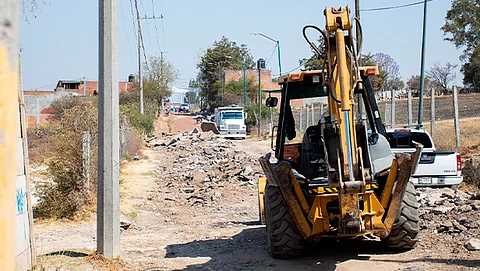 Comienza la rehabilitación de la calle Valle de Zinapecuaro