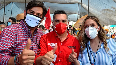 Lalo Orihuela Estefan celebró la conjunción de esfuerzos que llevan a cabo los partidos (Foto: Cortesía)
