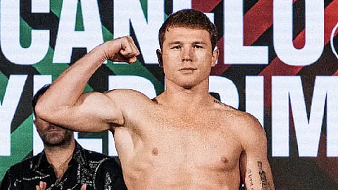 Canelo Álvarez anuncia fecha de su retiro del boxeo