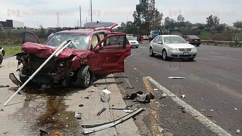Los lesionados fueron canalizados a un hospital (Foto: RED 113)
