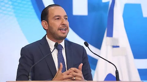 Se encuentra aislado (Foto: FB/Marko Cortés)