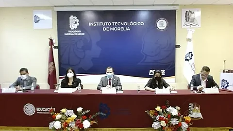 Esta credencialización es la solución óptima y eficiente para adquirir los beneficios como descuentos de transporte en periodos vacacionales, enfatizó el director (Foto Cortesía)