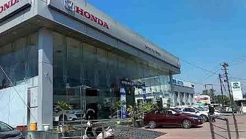 Madhya Pradesh: SC Commission sends notice to Honda car company in a case of customer fraud