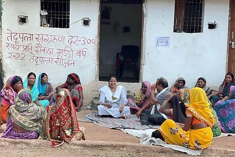 Padwoman Maya Vishwakarma raising awareness among people about menstruation. Photo: Poonam Masih, The Mooknayak