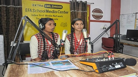 मध्य प्रदेश के सरकारी स्कूल में पहले रेडियो स्टेशन की शुरुआत