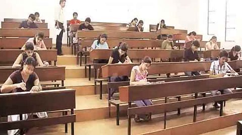 मध्य प्रदेश: शैक्षिक सत्र का आधा समय बीता, यूजी-पीजी की 4.44 लाख सीटें अभी भी खाली!