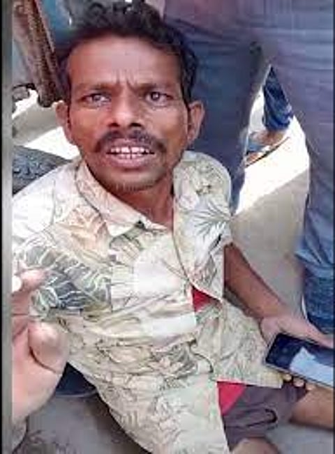 मुर्गा न देने पर निहंग ने की दलित के साथ मारपीट