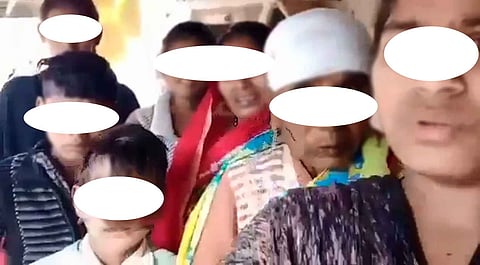 ‘ठाकुर कहते हैं तुम चमार हो हमारा कुछ नहीं बिगाड़ सकते, पुलिस हमारे साथ है’, पुलिस के दावे में अभियुक्त गिरफ्ता