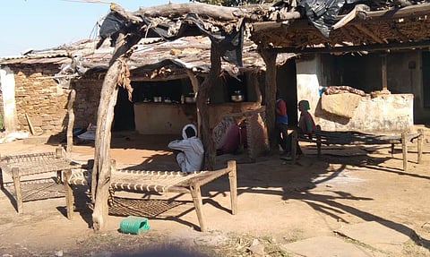 राजस्थान में एक 7 साल की दिव्यांग (विकलांग) बच्ची हैवानियत का शिकार, पीड़िता का घर / फोटो : नाजिर हुसैन (द मूकनायक)