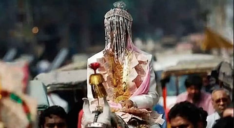 दलित की बारात / सांकेतिक