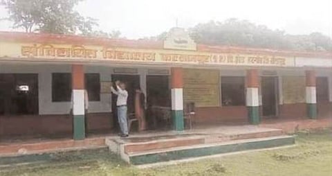 उत्तर प्रदेशः दलित राज्यसभा सांसद की स्कूल टीचर पत्नी को छींटाकशी का विरोध करने पर दी जातिसूचक गालियां