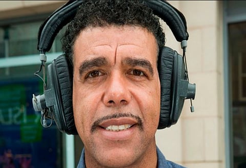 Chris Kamara responds as Leeds fan turns him into Elland Road Crowdie