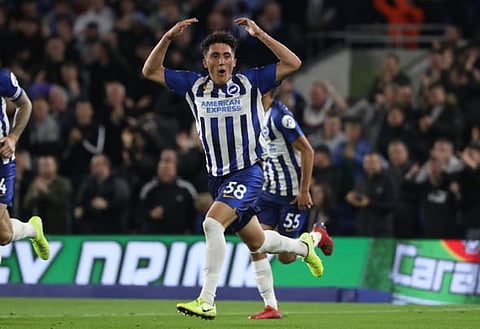 Athletic journalist: Leeds table bid for player from PL rivals, dubbed 'a leader'
