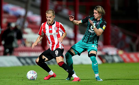 Leeds set to intensify interest in loan for PL midfielder as door opens - report