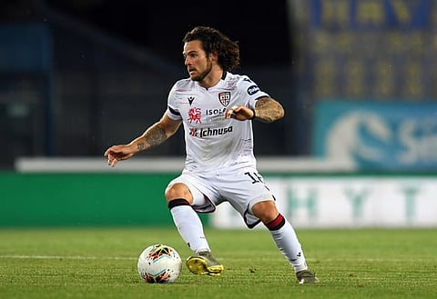 Leeds hot on the heels of int'l centre-mid who moved for £15.2m last August - report