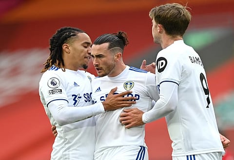 'Too much quality' - Jeff Stelling predicts winner between 'Magnificent' Leeds & Fulham