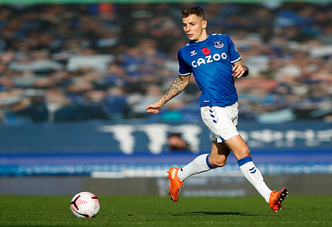 Everton star ruled out of clash v Leeds after major injury blow in training - report