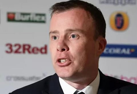 Gary Neville mocks Angus Kinnear as footage of Leeds United chief emerges in defeat v Arsenal