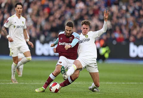 Leeds United breakout ace Leo Hjelde earns praise from former manager