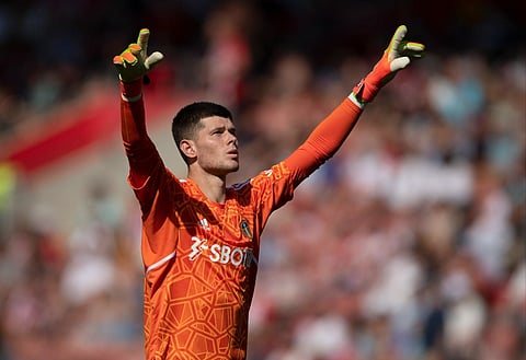 Manchester United plan bid for Leeds United keeper Illan Meslier amid £250,000-a-week David de Gea limit