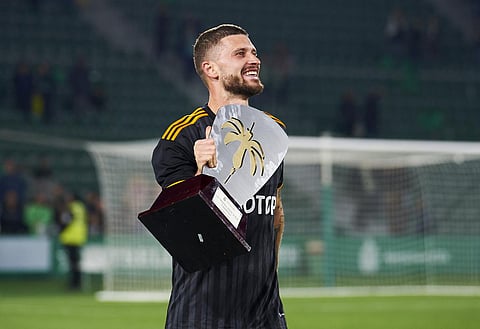 Mateusz Klich transfer paperwork finalised as Leeds United exit all but done